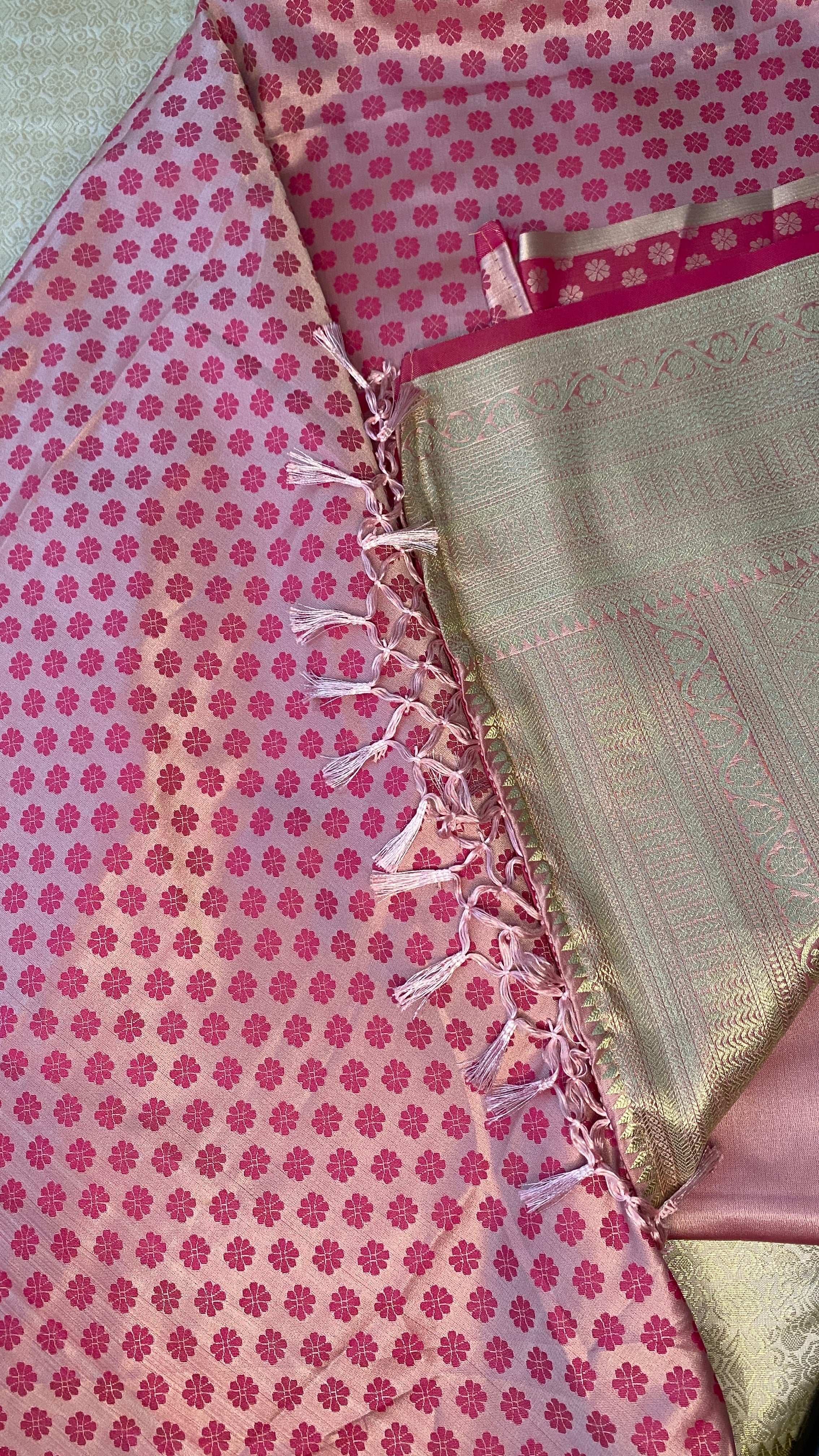 Pushpa Raga Banarasi Silk Saree