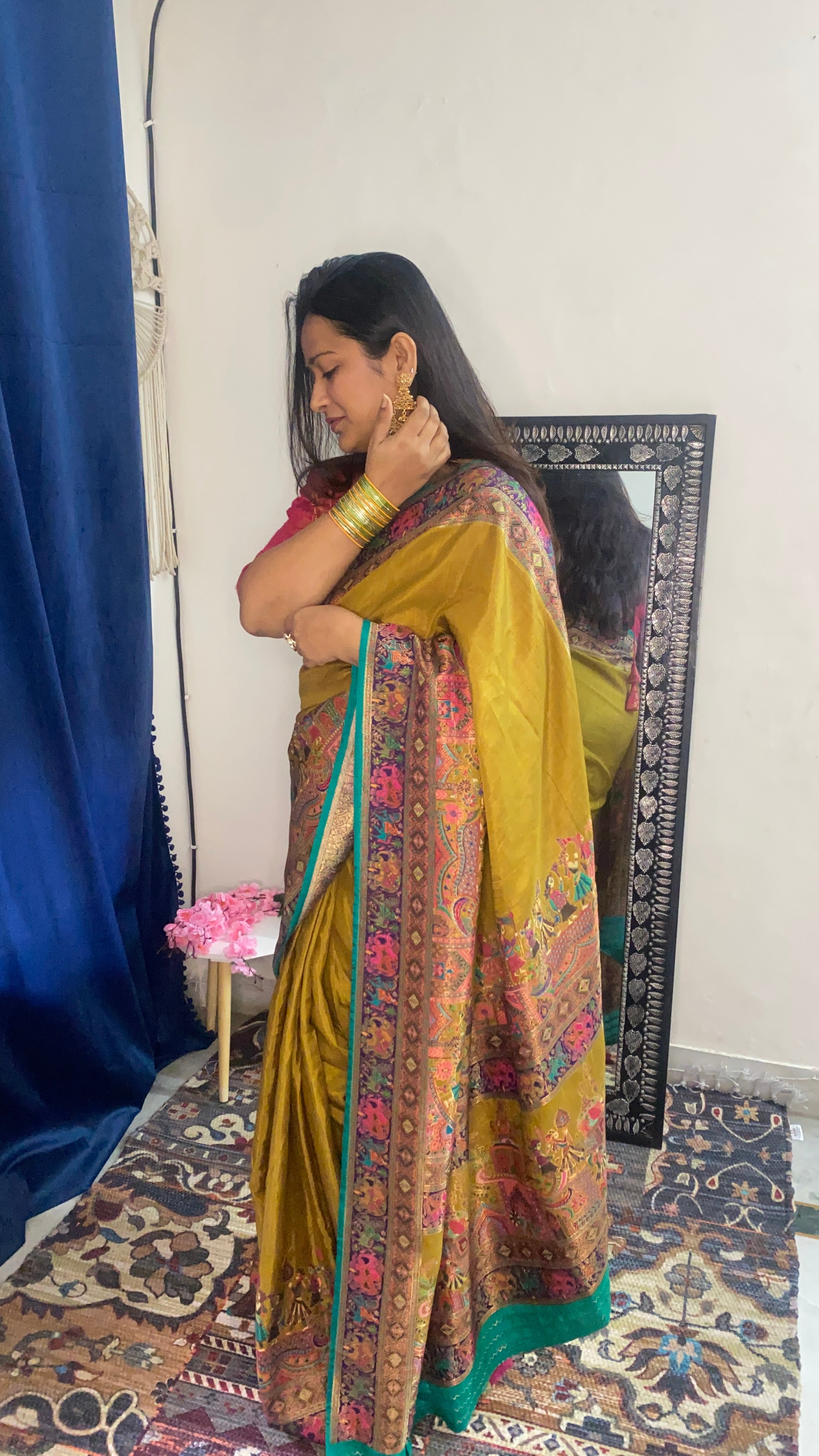 Rang Mahal Raw Silk Saree