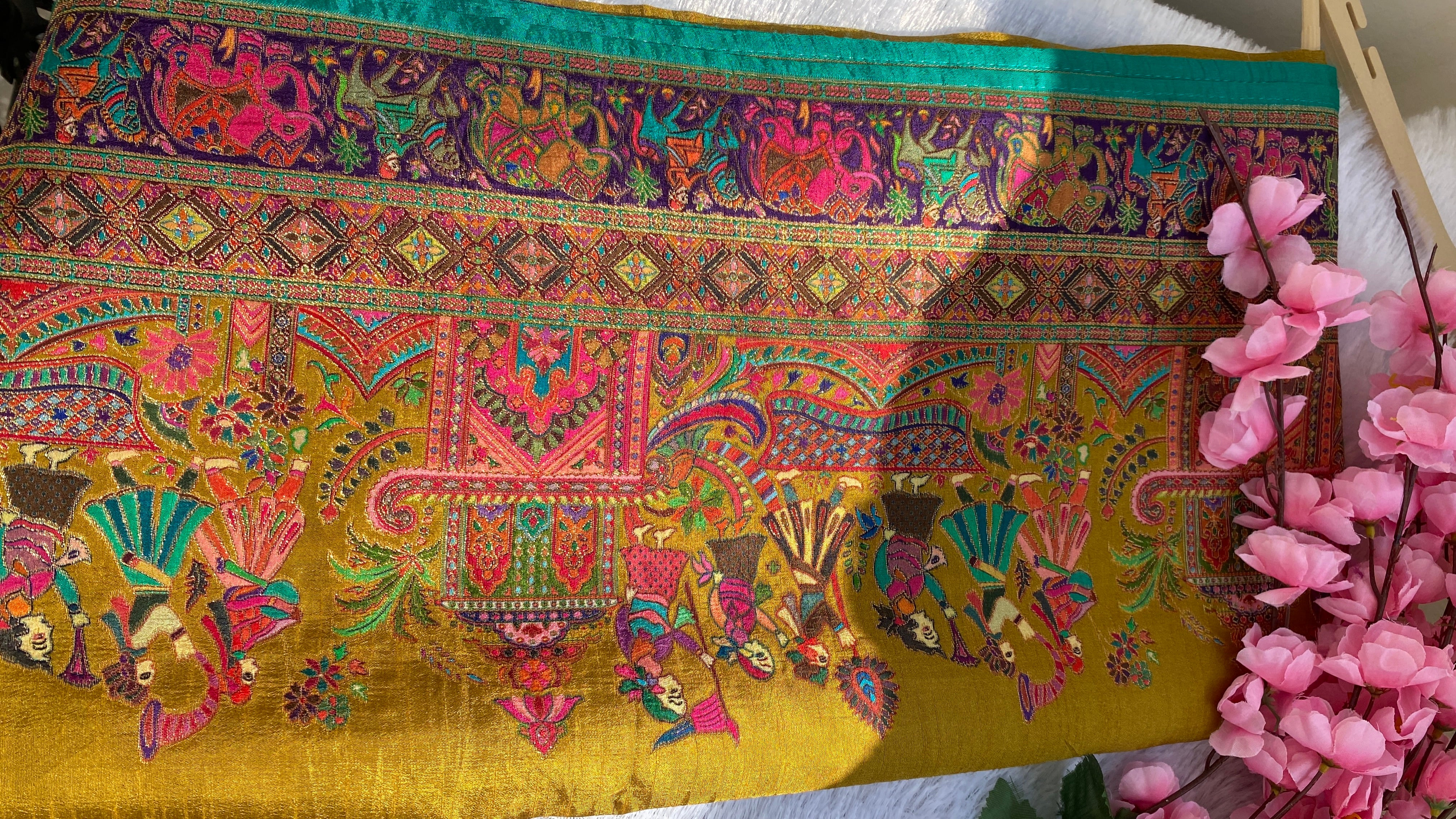 Rang Mahal Raw Silk Saree