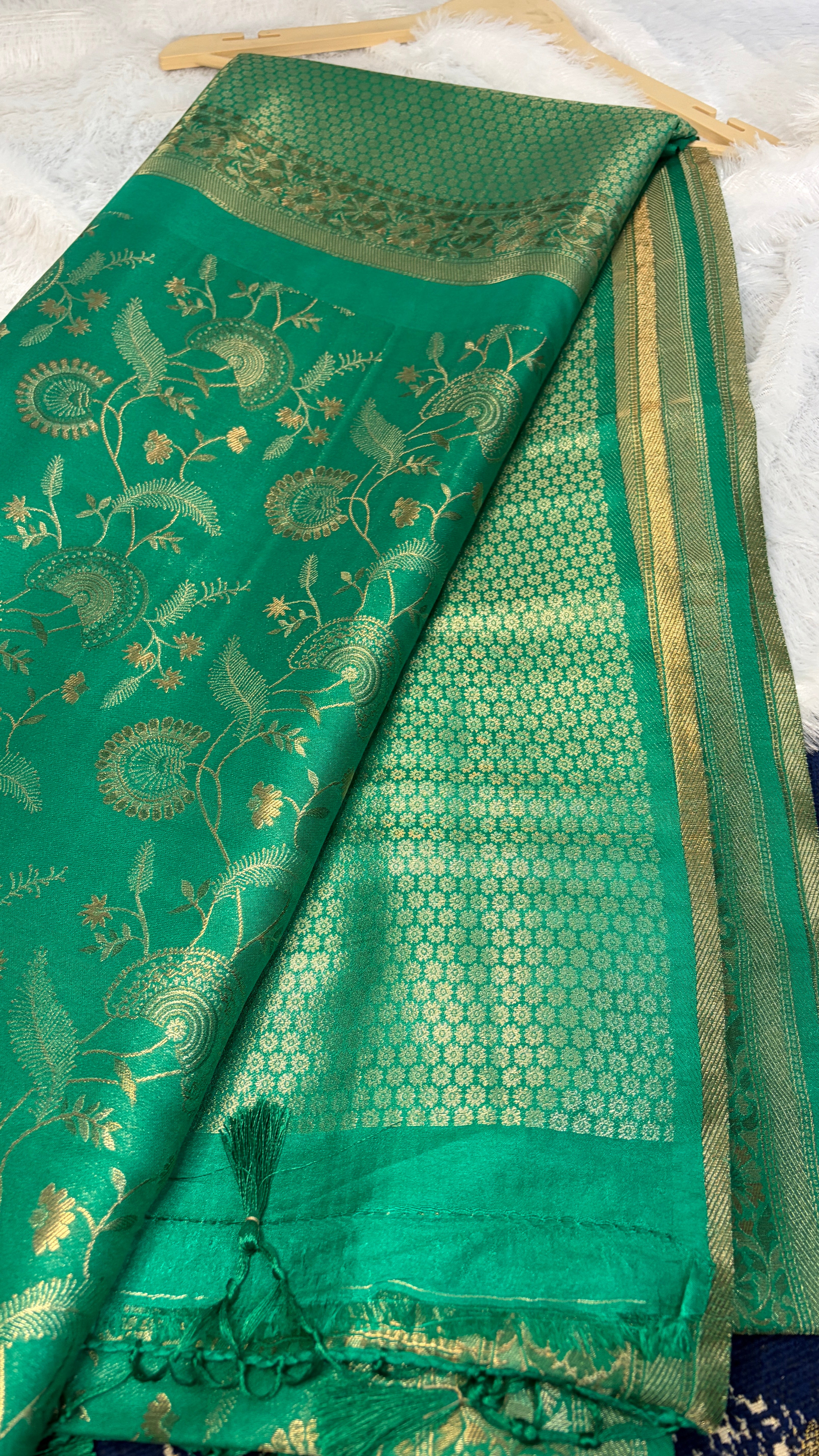Suvarna Jyoti Kanjivaram Silk Saree