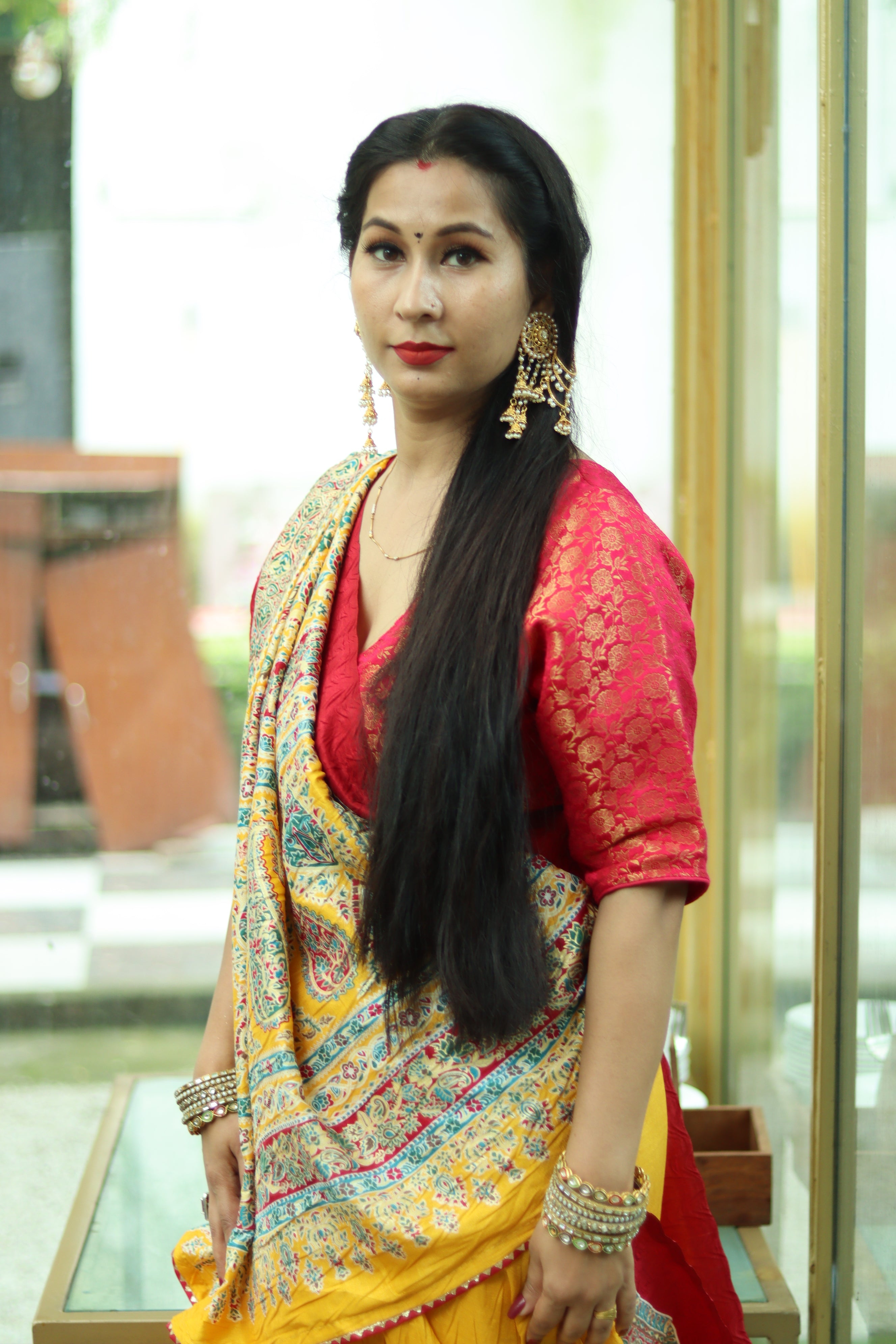 Shwet Raga Dola Silk Saree