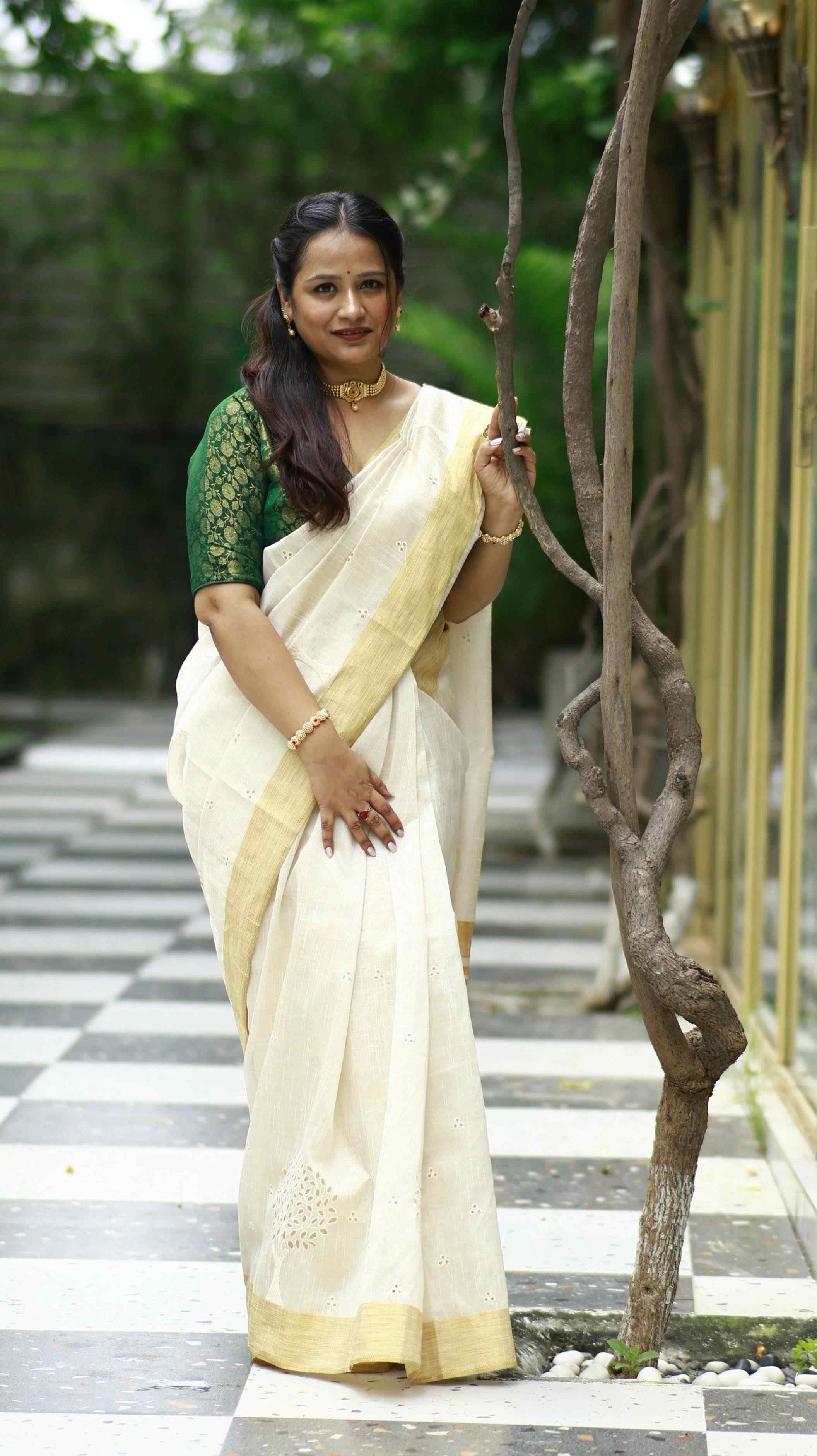 Ivory Cut Work Saree Model Side View Tussar Silk Gold Border Ethnyk Dori